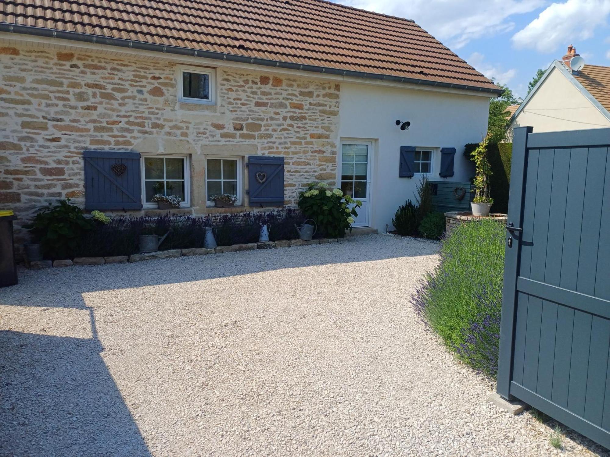 Le Clos Des Lavandes Ruffey-les-Beaune Bagian luar foto